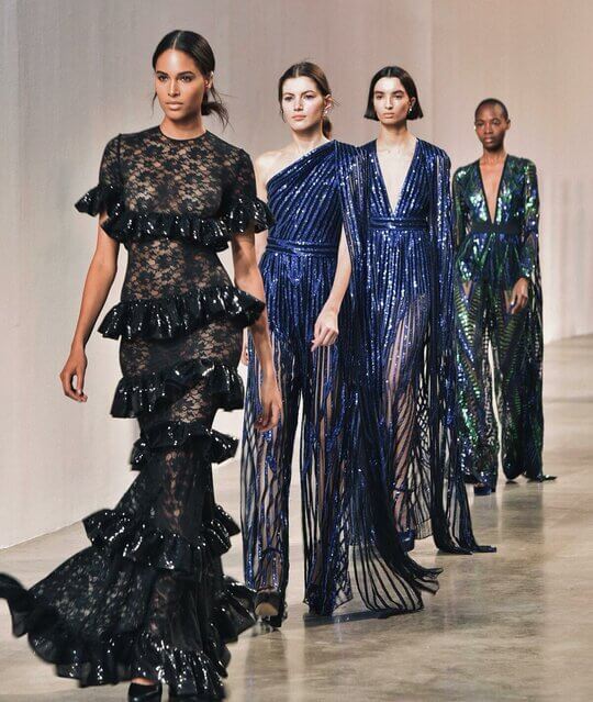 Показ Elie Saab на неделе моды в Париже осень зима 2022 2023