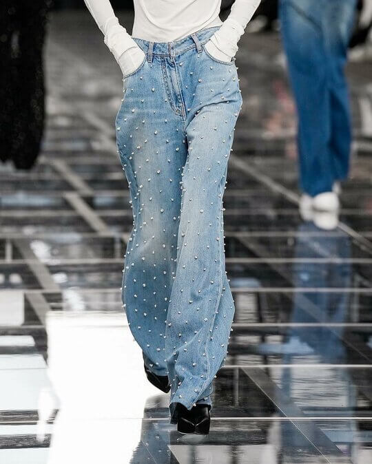 Джинсы Givenchy