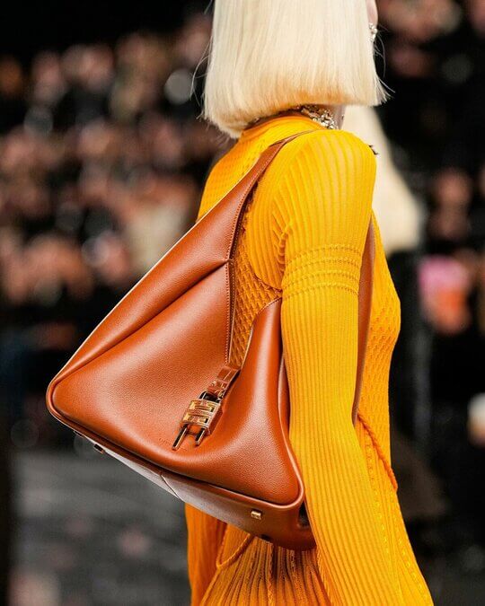 Сумка Givenchy коллекция осень-зима 2022-2023