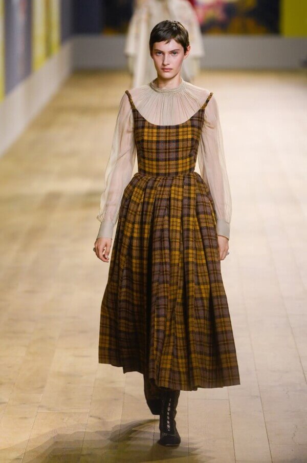 Платье из коллекции от кутюр Dior Couture