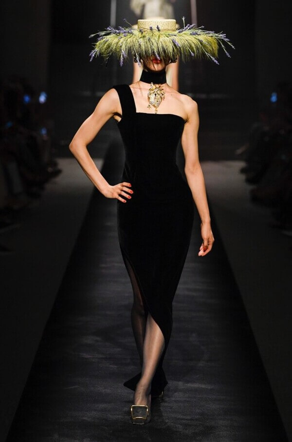 Показ коллекции Schiaparelli Couture